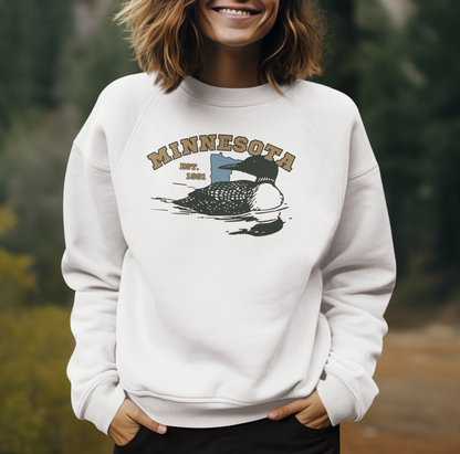 Minnesota Loon, Minnesota Nature shirt | Unisex Sweatshirt