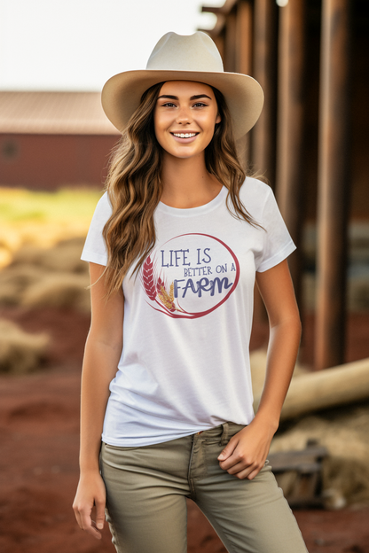 Life on a farm, farm lovers! Unisex t-shirt